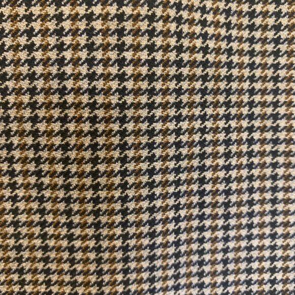 Aritzia Babaton Billy Houndstooth Skirt - Picture 6 of 9